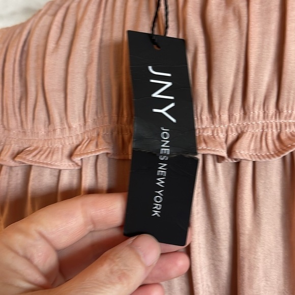 Jones New York Women's Pink Ruffle Sleeve Top NWT the tag is slightly damaged - Picture 7 of 8
